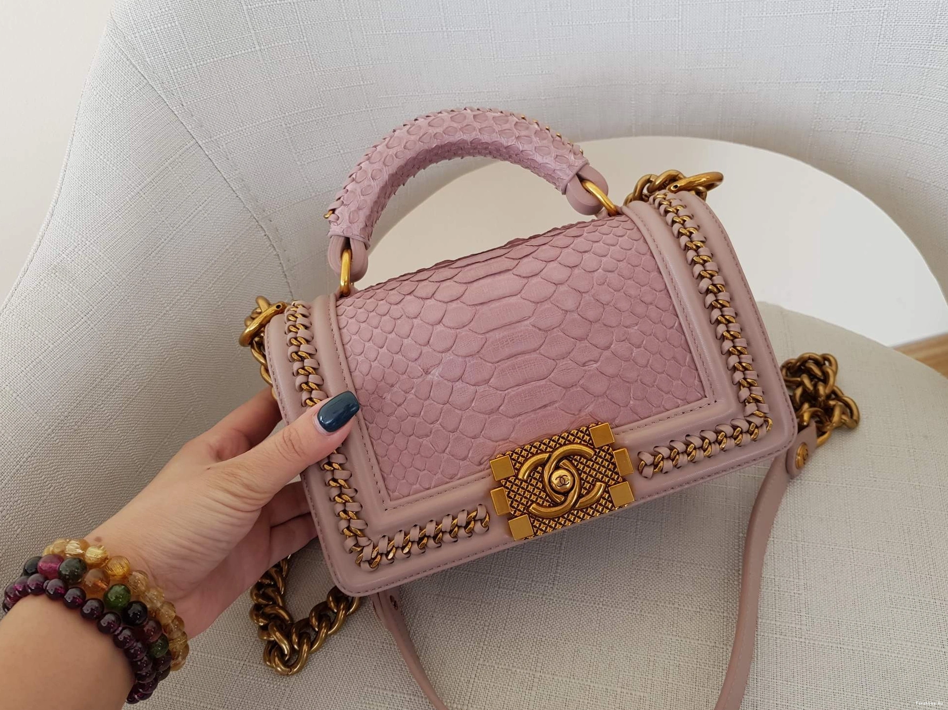 First Bag Ru CHANEL BOY BAG 20CM 0728
